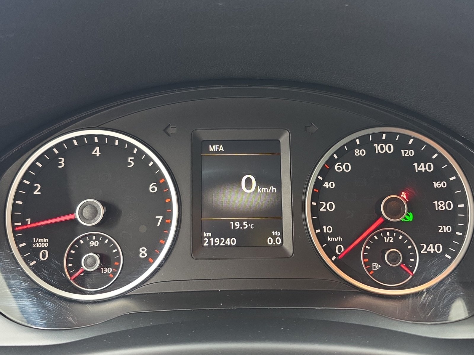 VW Tiguan 2.0 TSI 180 Sport & Style DSG, Petrol, Second hand / Used, Automatic - 7