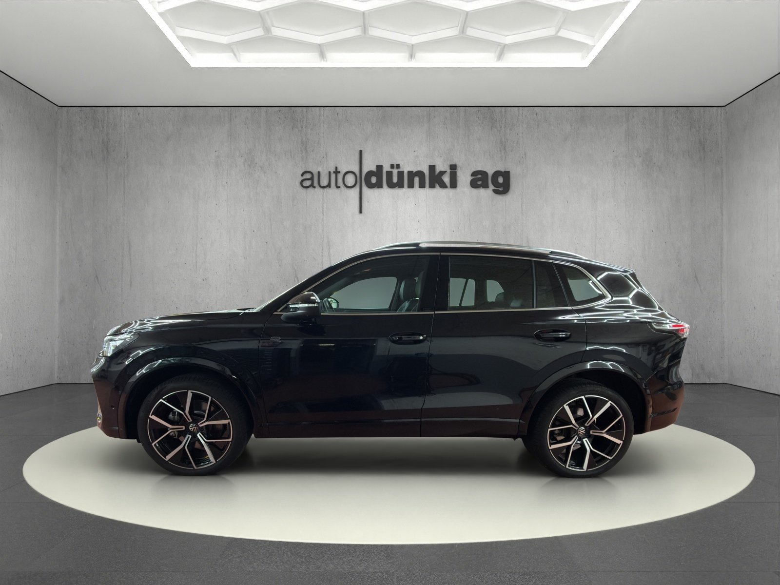 VW Tiguan 2.0 TDI SCR United 4Motion DSG, Diesel, Second hand / Used, Automatic - 2