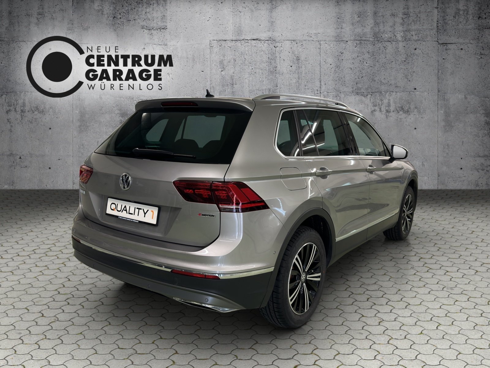 VW Tiguan 2.0TSI Highline 4Motion DSG, Essence, Occasion / Utilisé, Automatique - 4