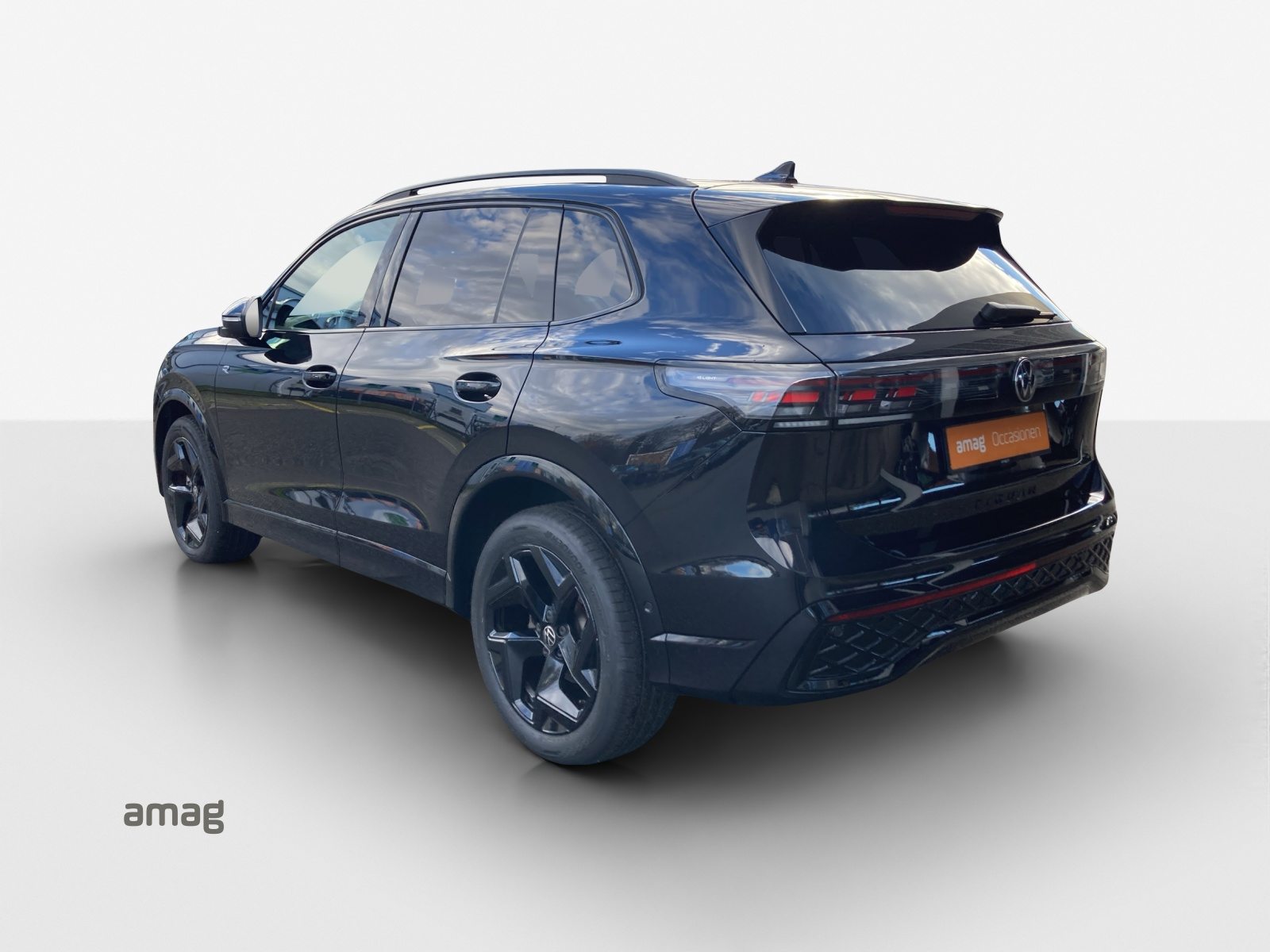 VW Tiguan R-Line, Diesel, Second hand / Used, Automatic - 3