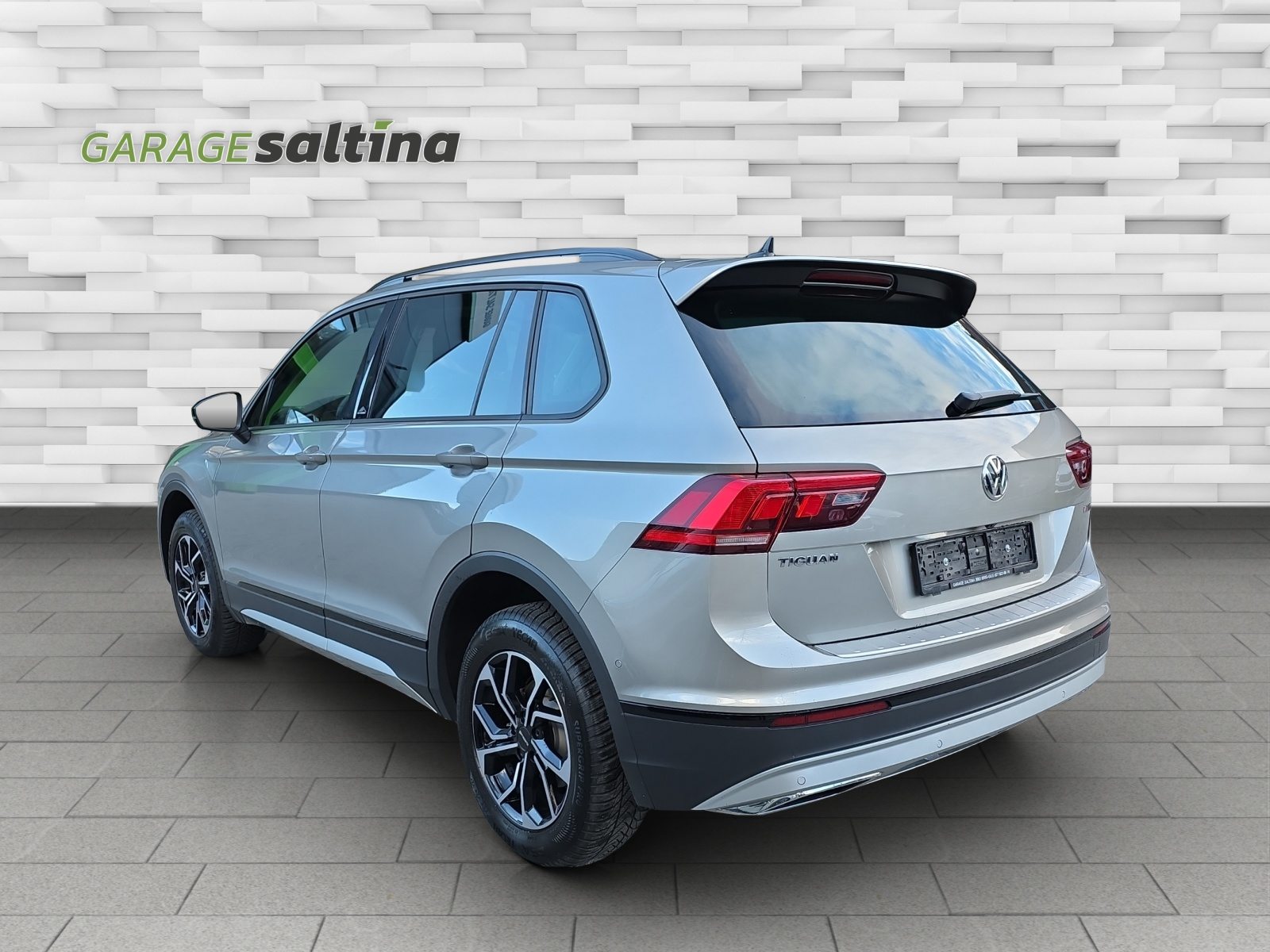 VW Tiguan Offroad, Benzina, Occasioni / Usate, Automatico - 2