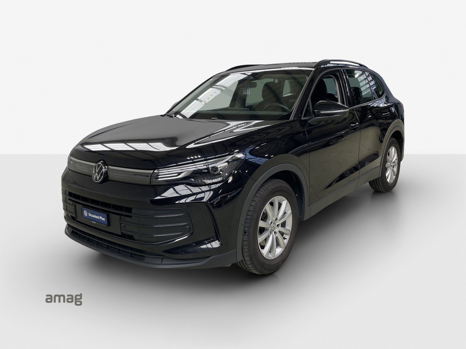 VW Tiguan Basis