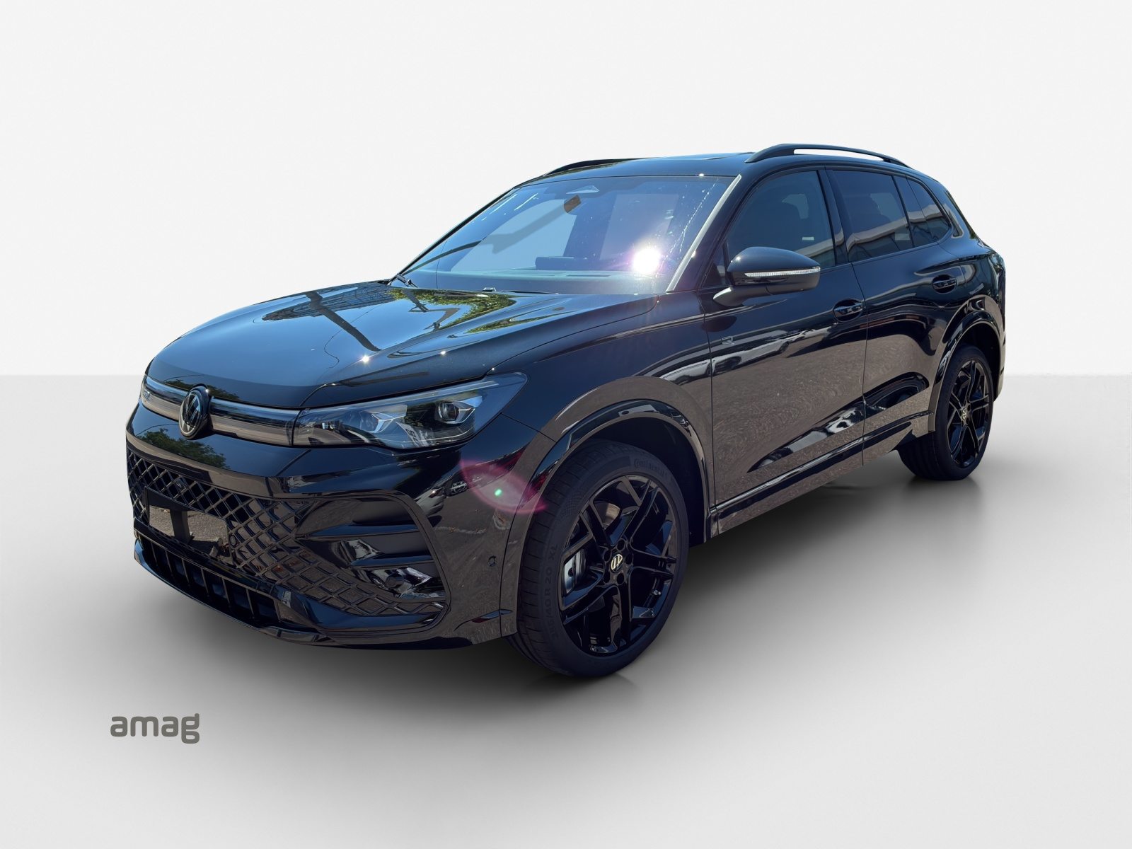 VW Tiguan R-Line Plus