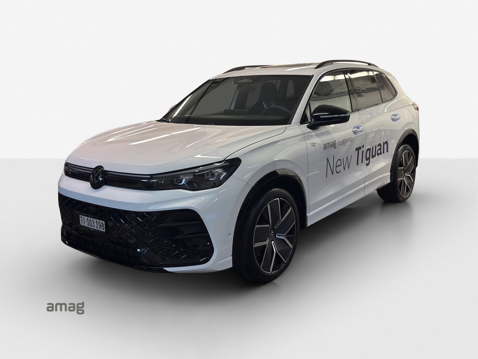 VW Tiguan R-Line