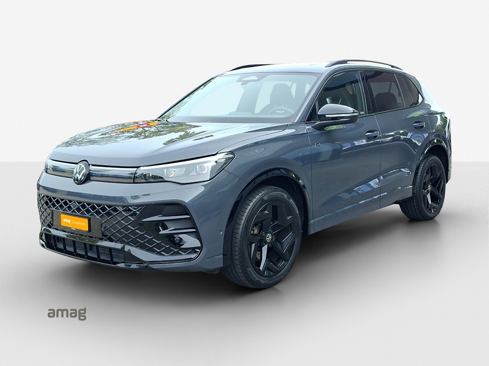 VW Tiguan R-Line