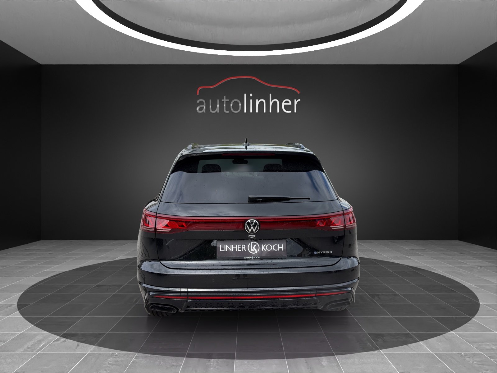 VW Touareg 3.0 TSI eHybrid R Final Edition Tiptronic, Plug-in-Hybrid Petrol/Electric, New car, Automatic - 4