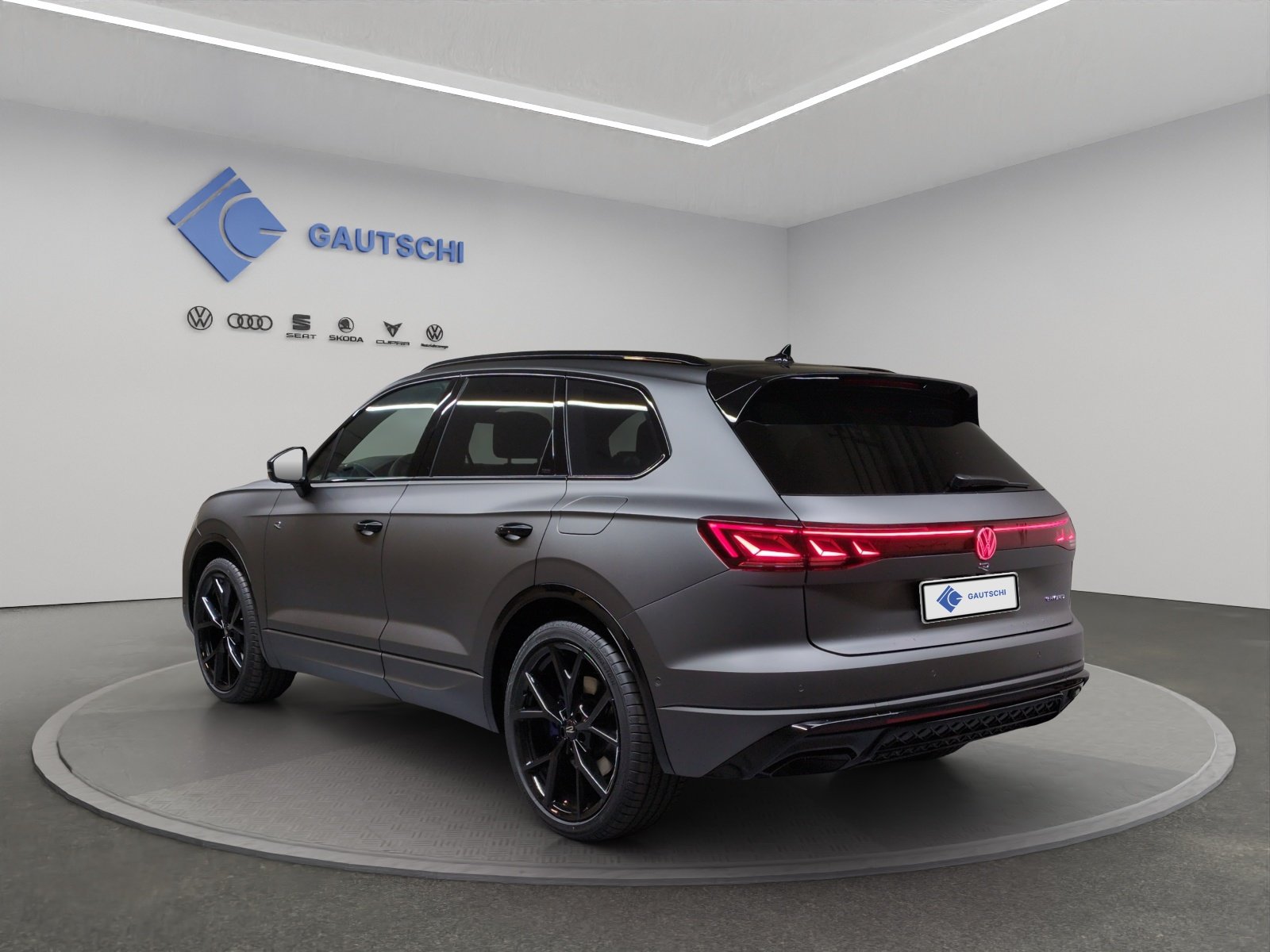 VW Touareg 3.0 TSI eHybrid R Final Edition Tiptronic, Plug-in-Hybrid Benzin/Elektro, Neuwagen, Automatik - 3