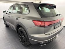 VW Touareg 3.0 TDI R-L F E, Diesel, Second hand / Used, Automatic - 2