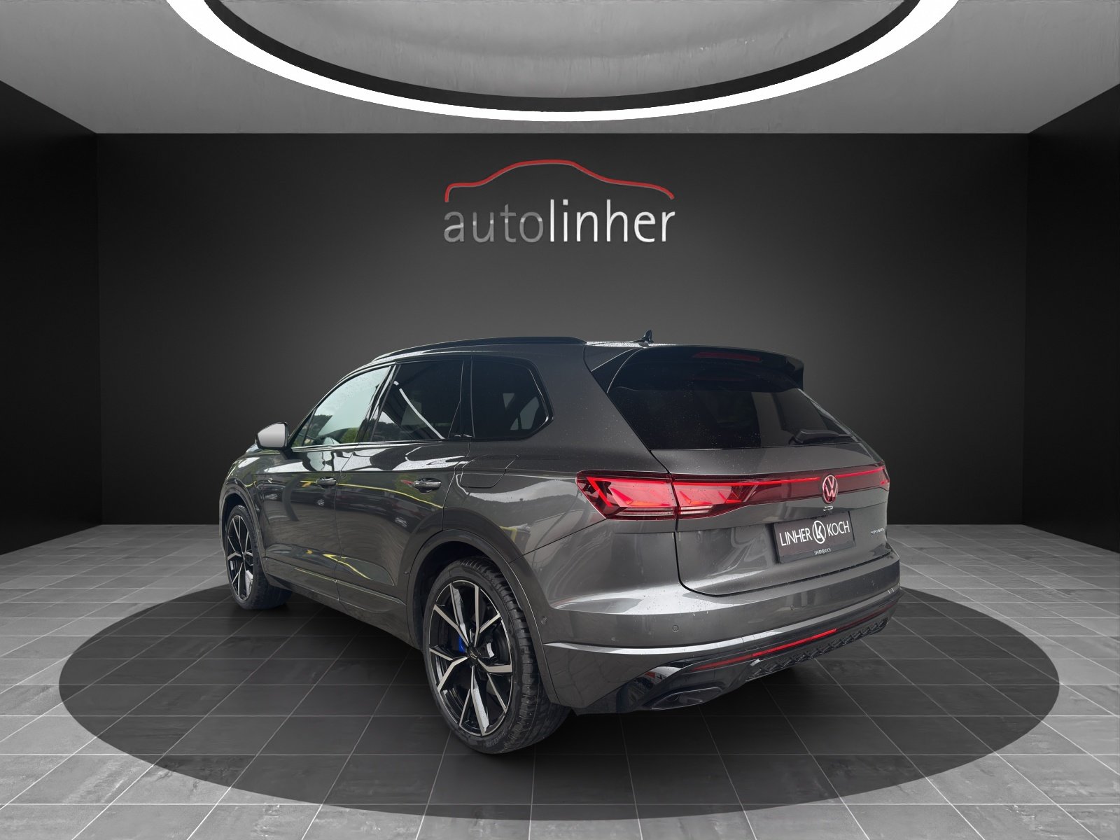 VW Touareg 3.0 TSI eHybrid R Final Edition Tiptronic, Plug-in-Hybrid Benzin/Elektro, Vorführwagen, Automatik - 3
