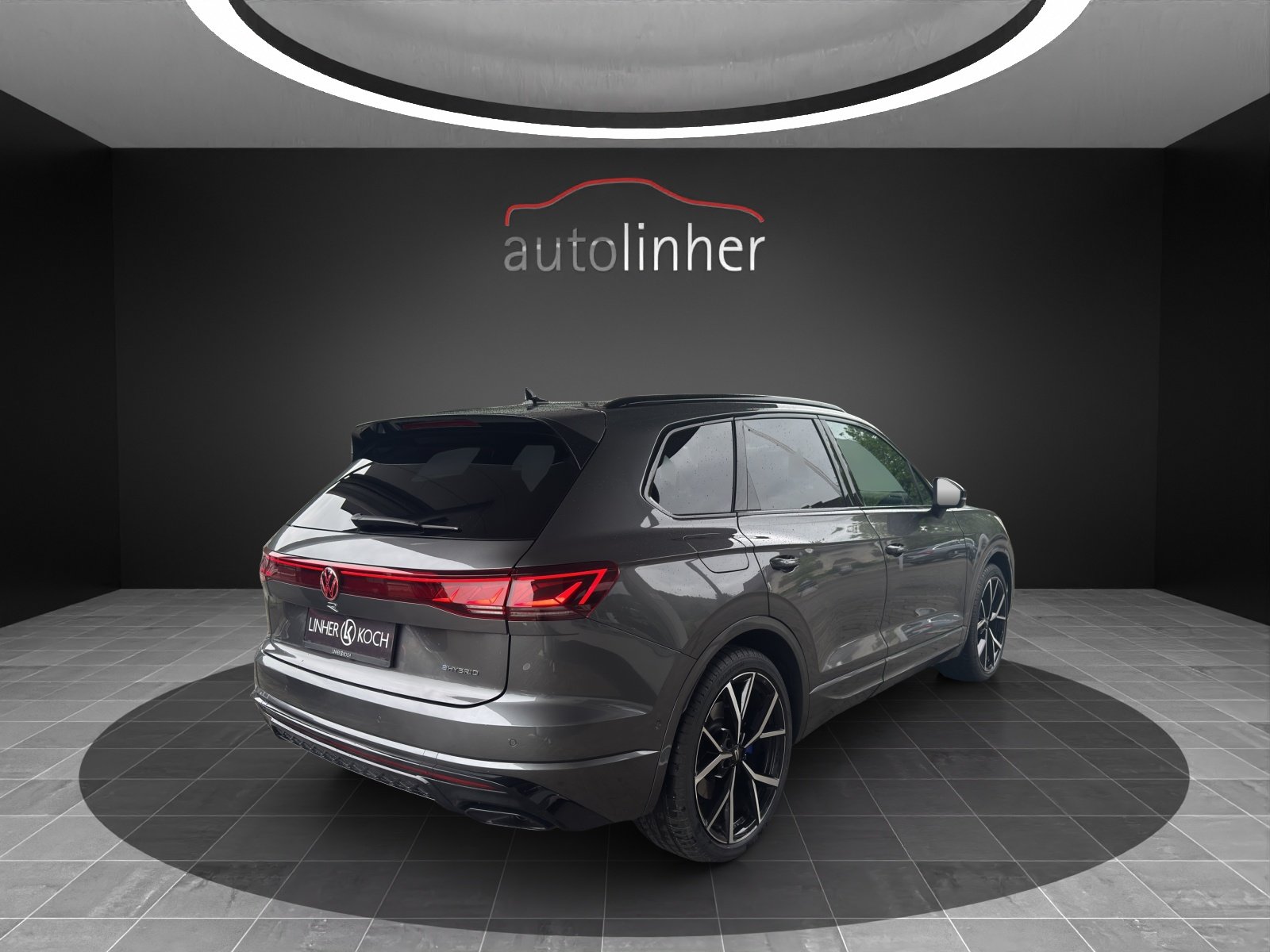 VW Touareg 3.0 TSI eHybrid R Final Edition Tiptronic, Plug-in-Hybrid Benzin/Elektro, Vorführwagen, Automatik - 5