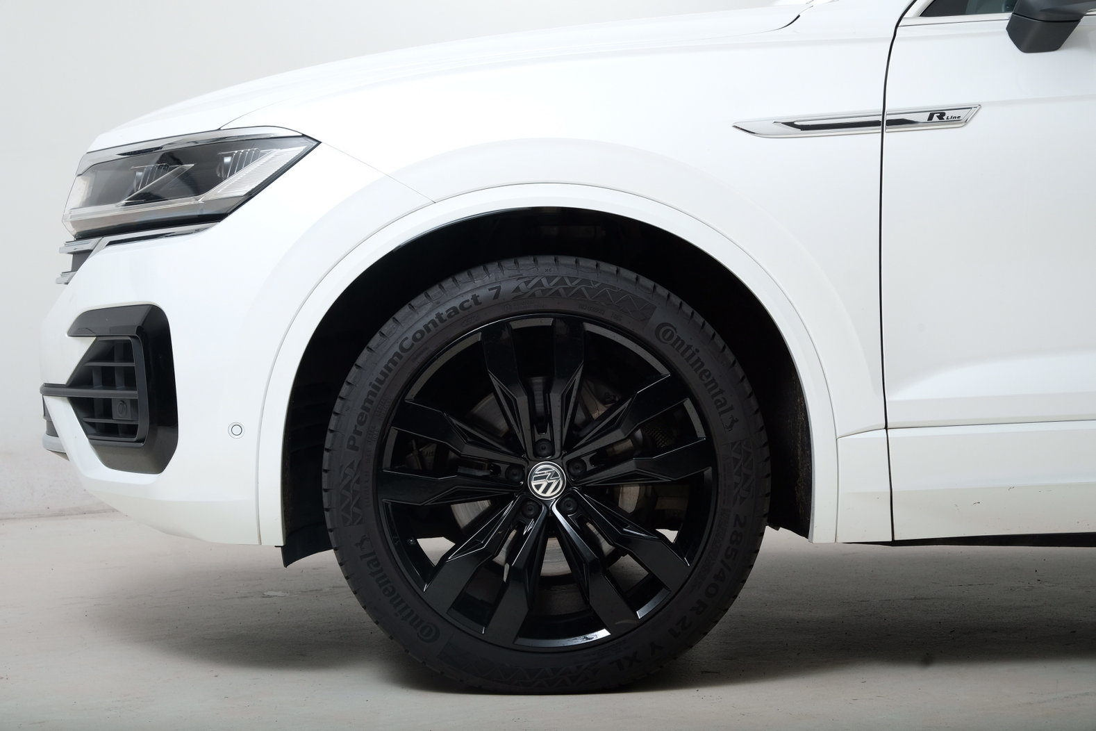 VW Touareg 3.0 V6 TDI 286 R-Line, Diesel, Occasion / Utilisé, Automatique - 3