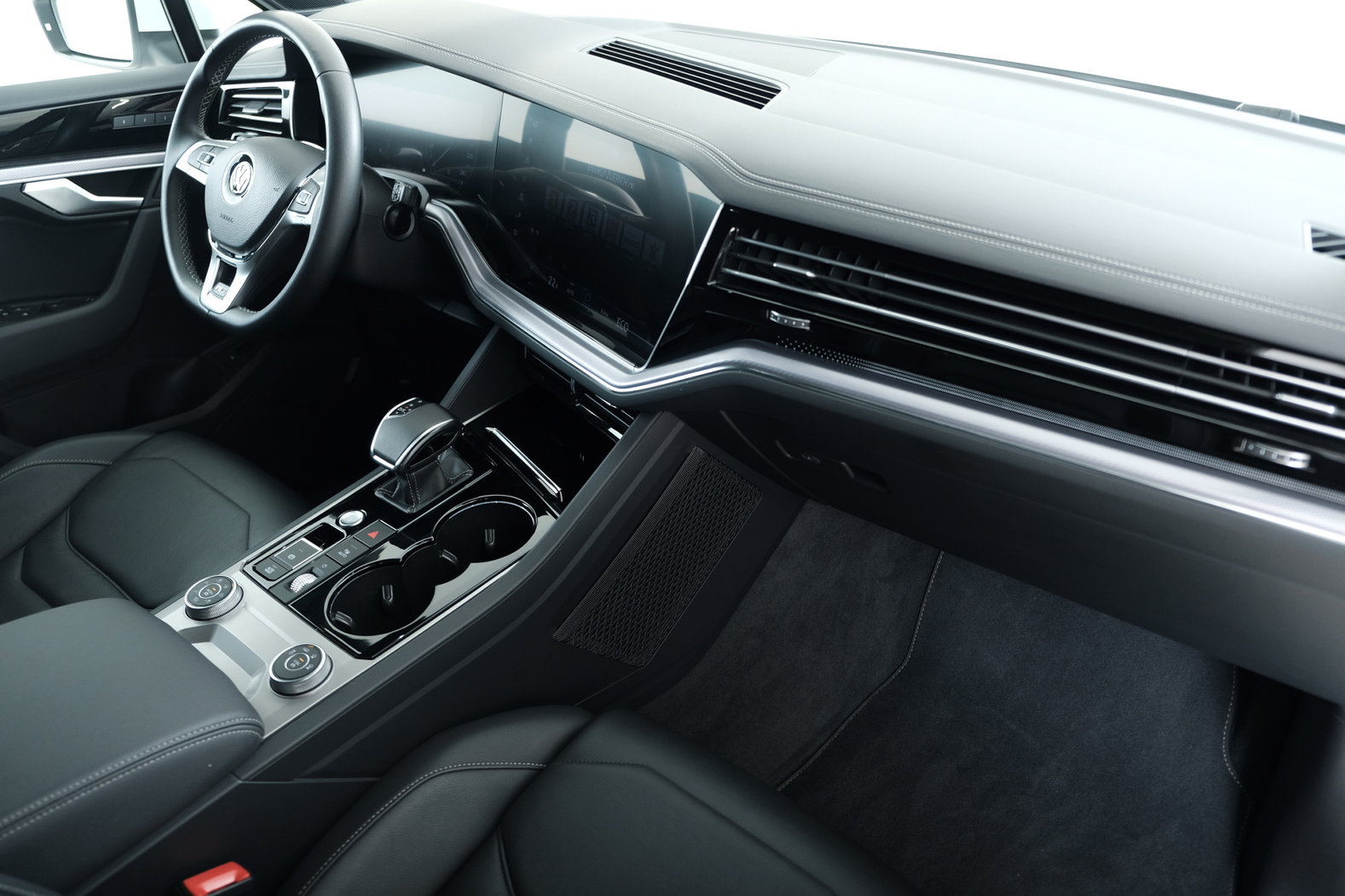VW Touareg 3.0 V6 TDI 286 R-Line, Diesel, Occasion / Utilisé, Automatique - 6