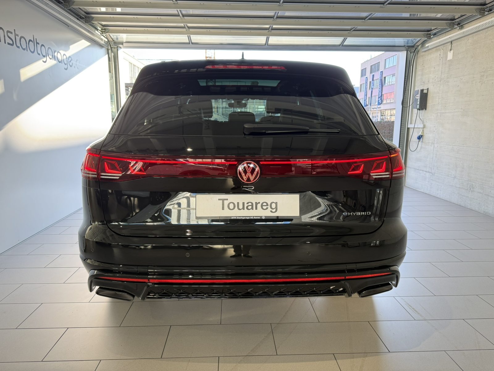 VW Touareg R Final Edition, Hybride Intégral Essence/Électricité, Voiture nouvelle, Automatique - 5