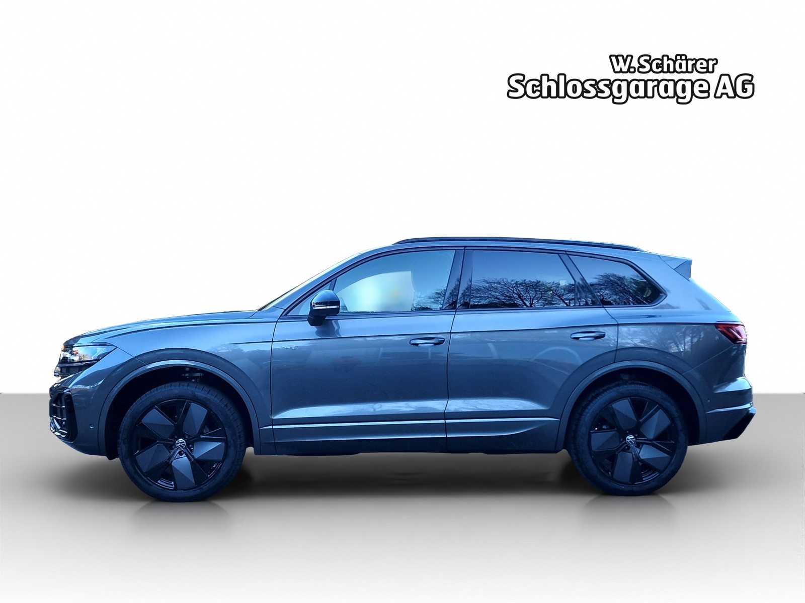 VW Touareg R-Line Final Edition, Diesel, New car, Automatic - 2