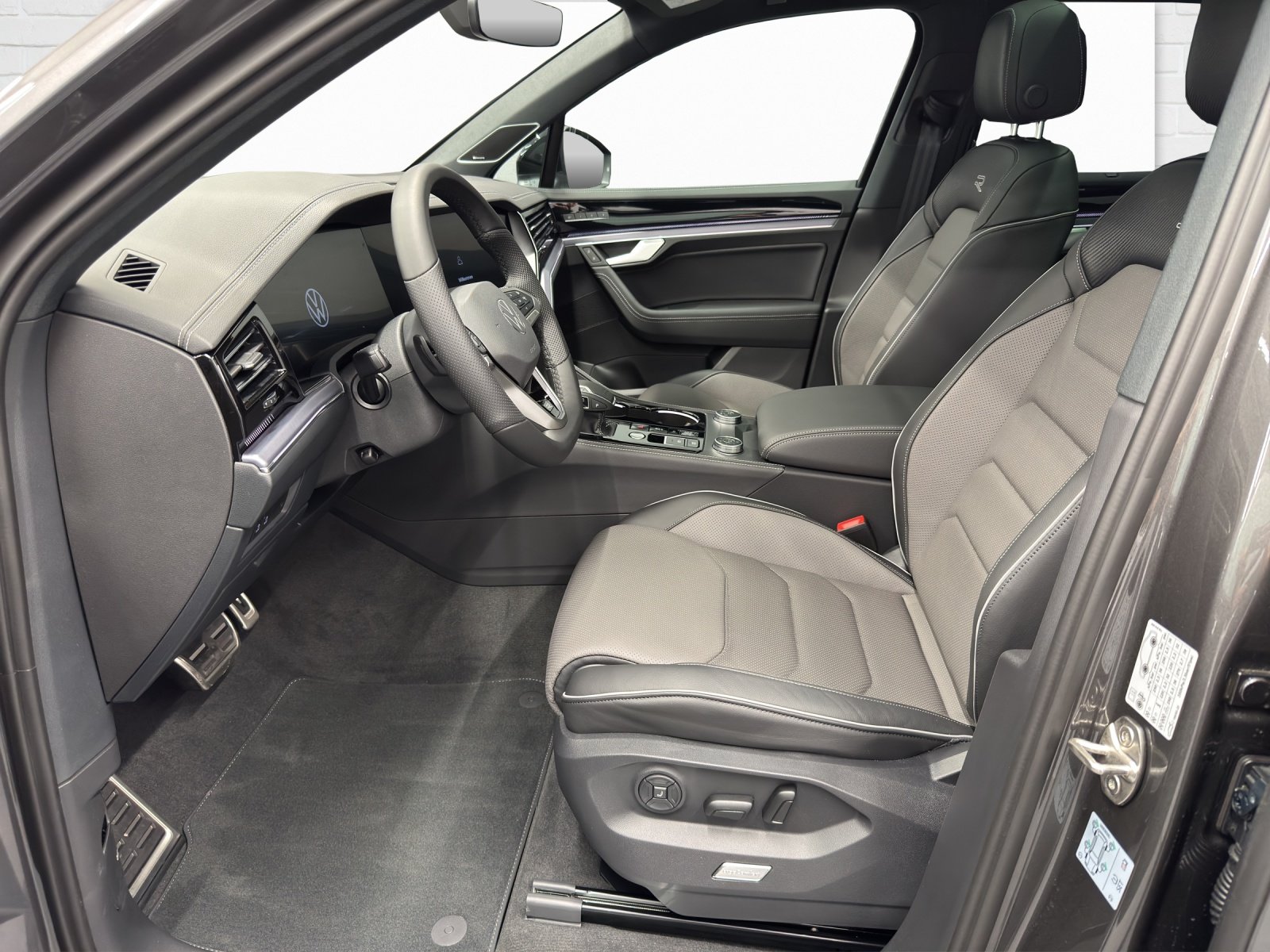VW Touareg 3.0 V6 TDI 286 R-Line Final Edition, Diesel, Voiture nouvelle, Automatique - 7