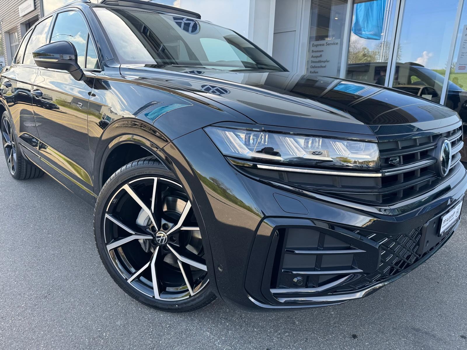 VW Touareg R-Line Final Edition, Diesel, New car, Automatic - 2