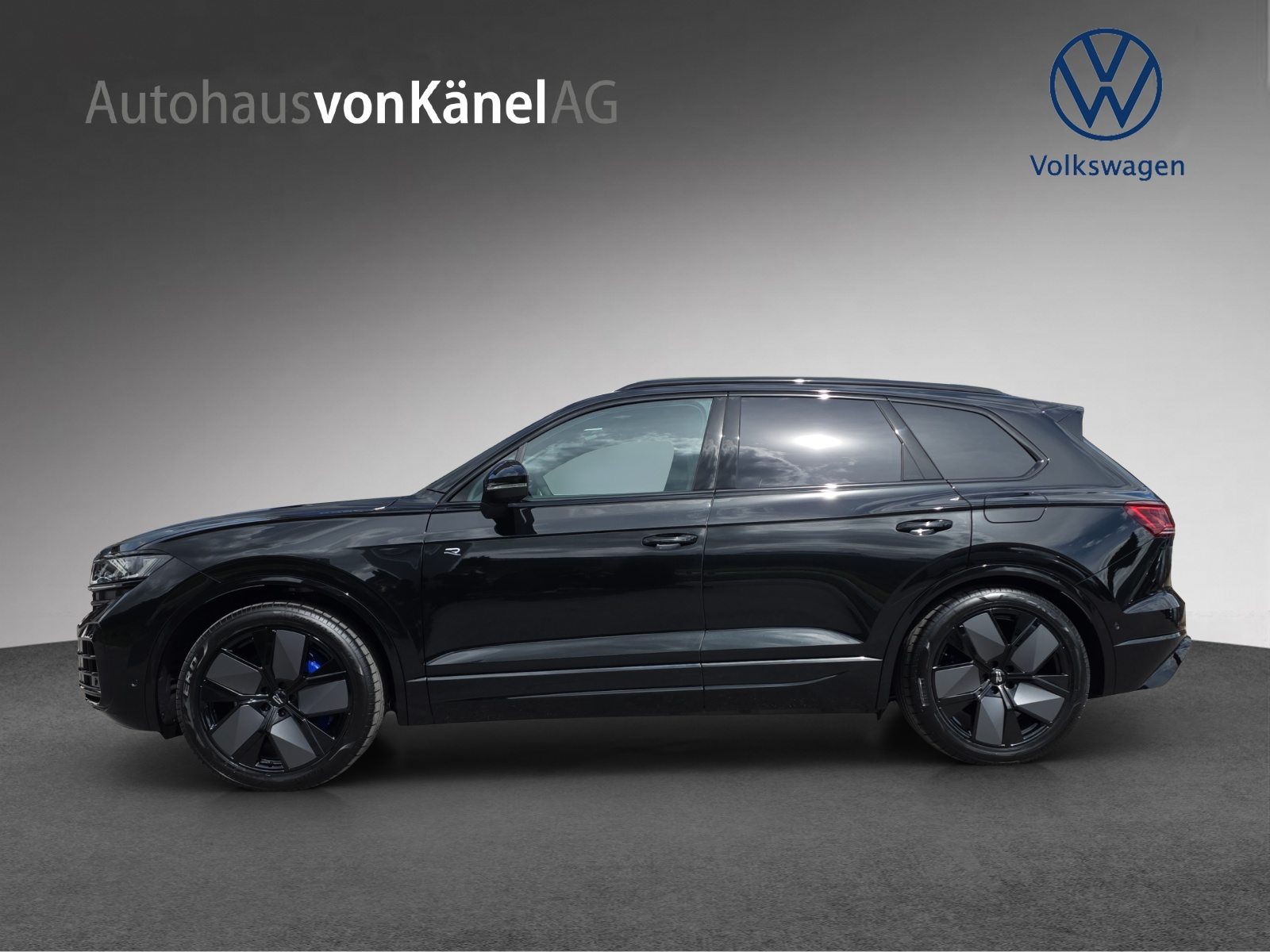 VW Touareg R Final Edition, Full-Hybrid Petrol/Electric, New car, Automatic - 2