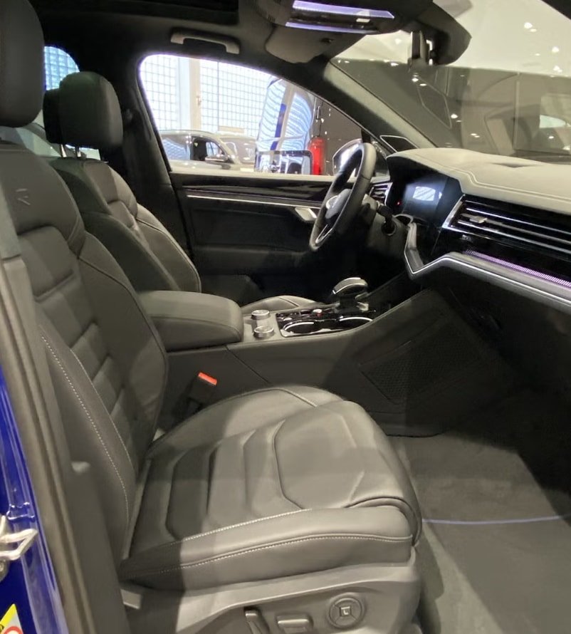 VW Touareg 3.0 TSI eHybrid R Tiptronic, Plug-in-Hybrid Benzina/Elettrica, Auto nuove, Automatico - 4