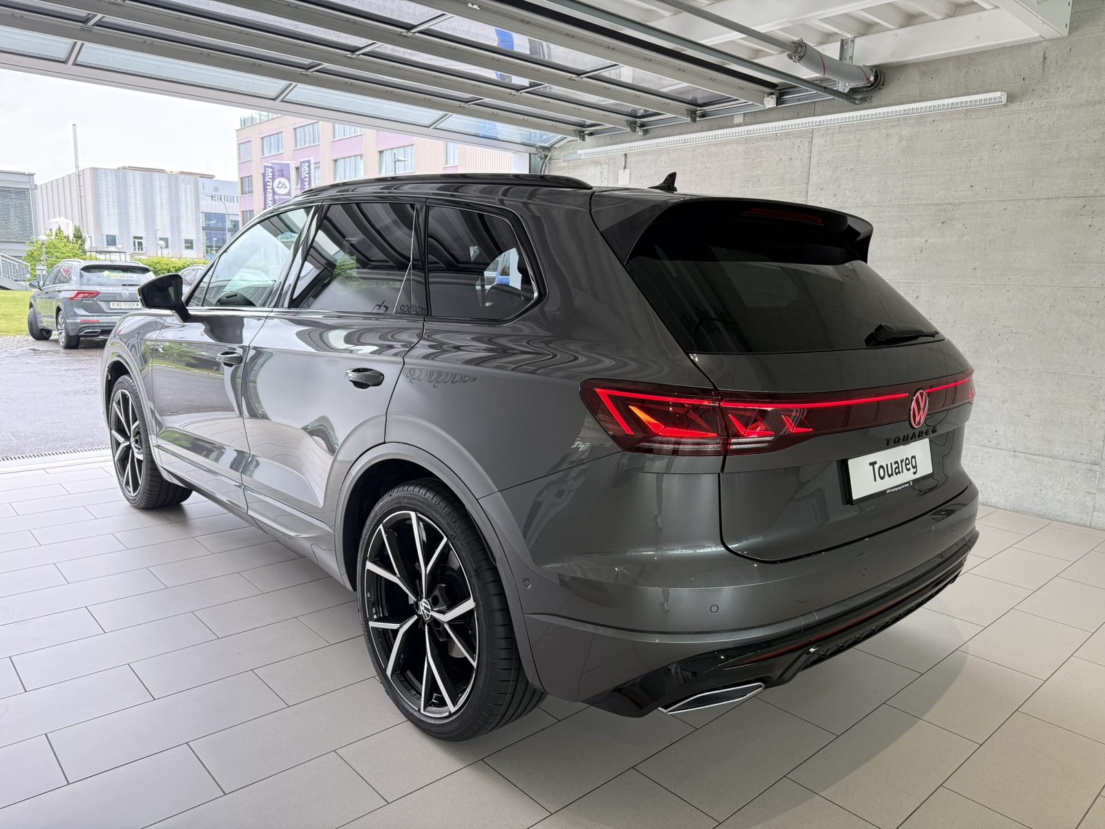 VW Touareg R-Line Final Edition, Diesel, Voiture nouvelle, Automatique - 4