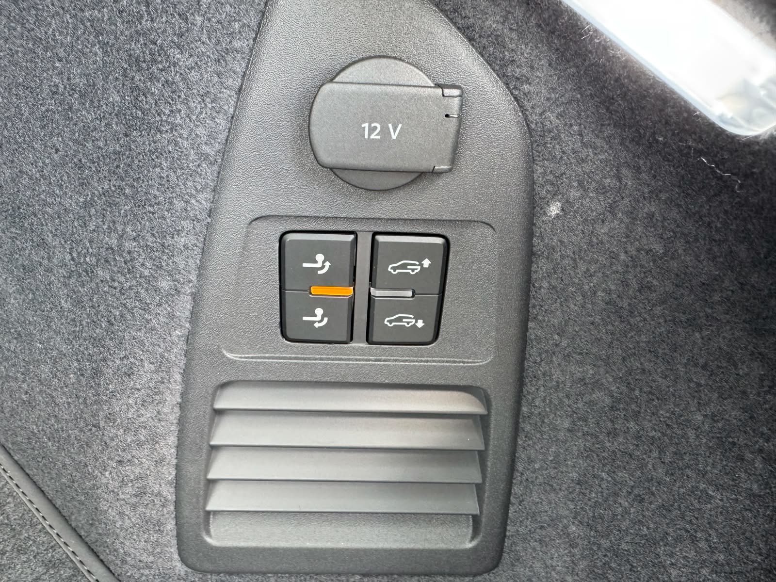 VW Touareg R Final Edition, Hybride Intégral Essence/Électricité, Voiture nouvelle, Automatique - 7