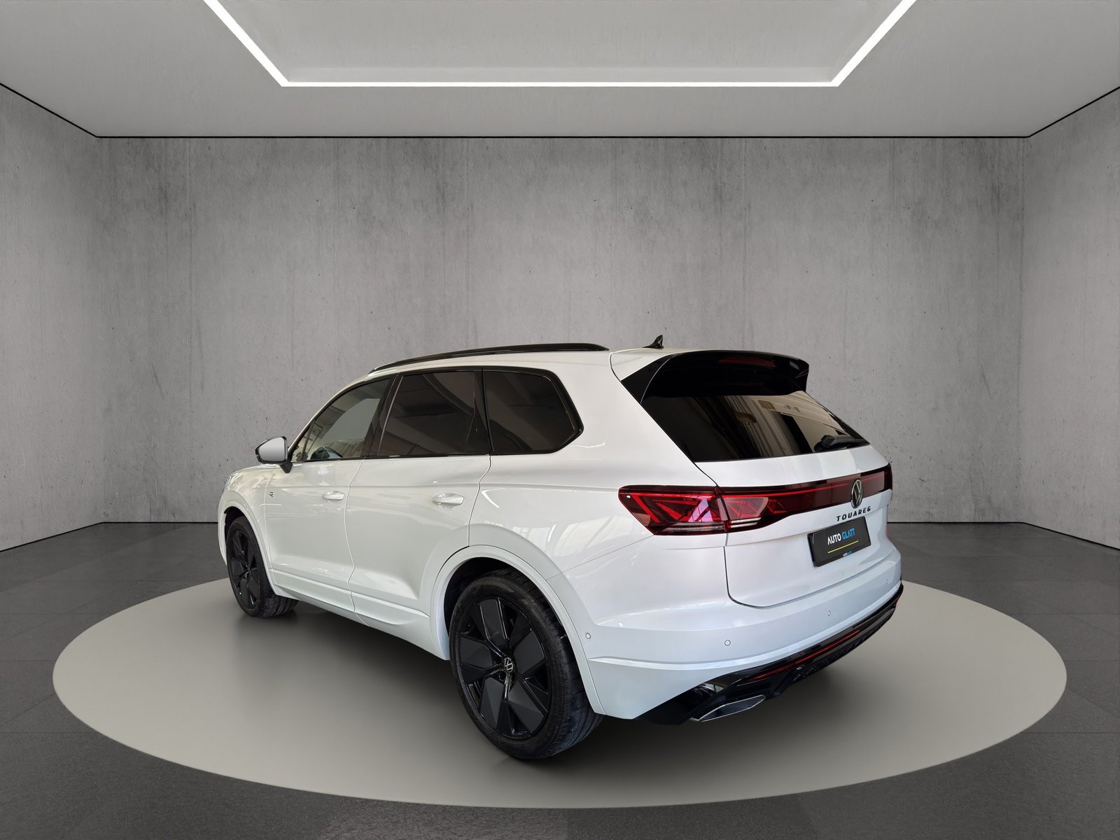 VW Touareg 3.0 TDI R-Line Lederpaket-Puglia-AHK-Pano-Luftfed, Diesel, Neuwagen, Automatik - 5