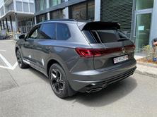 VW Touareg 3.0 TDI R-Line Final Edition Tiptronic, Diesel, New car, Automatic - 3