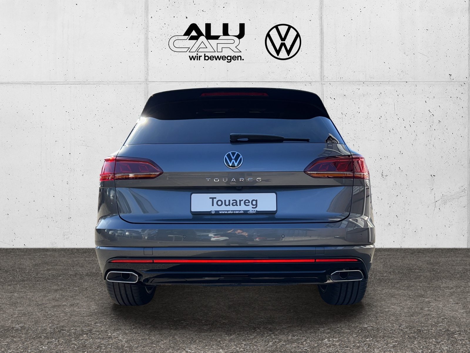 VW Touareg R-Line, Diesel, Second hand / Used, Automatic - 4