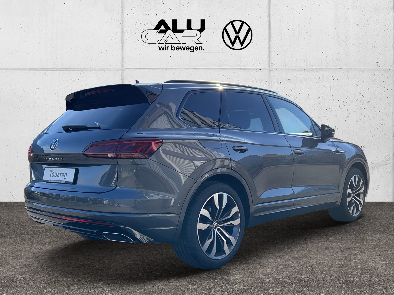 VW Touareg R-Line, Diesel, Second hand / Used, Automatic - 5