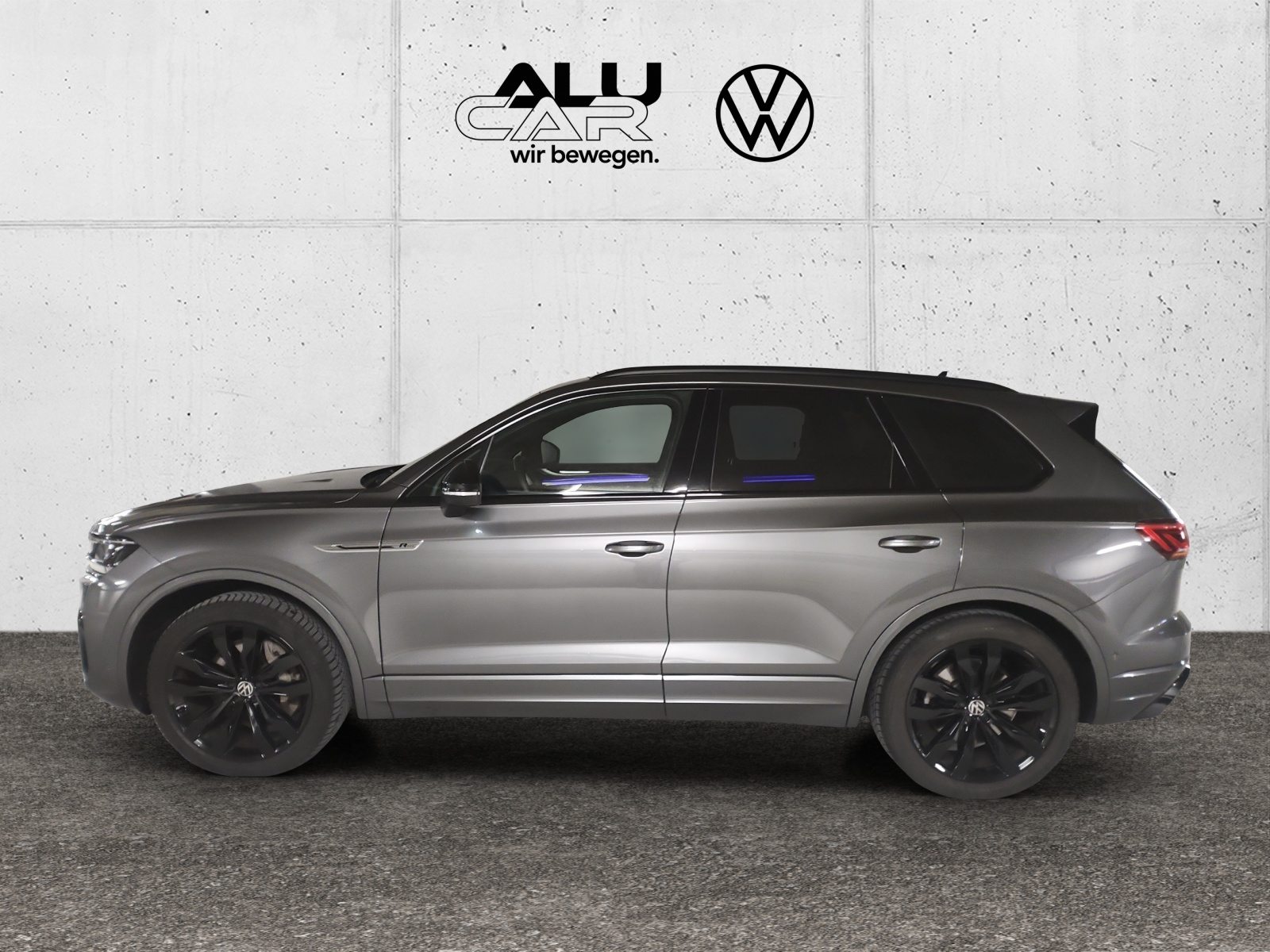 VW Touareg R-Line, Benzin, Occasion / Gebraucht, Automatik - 2