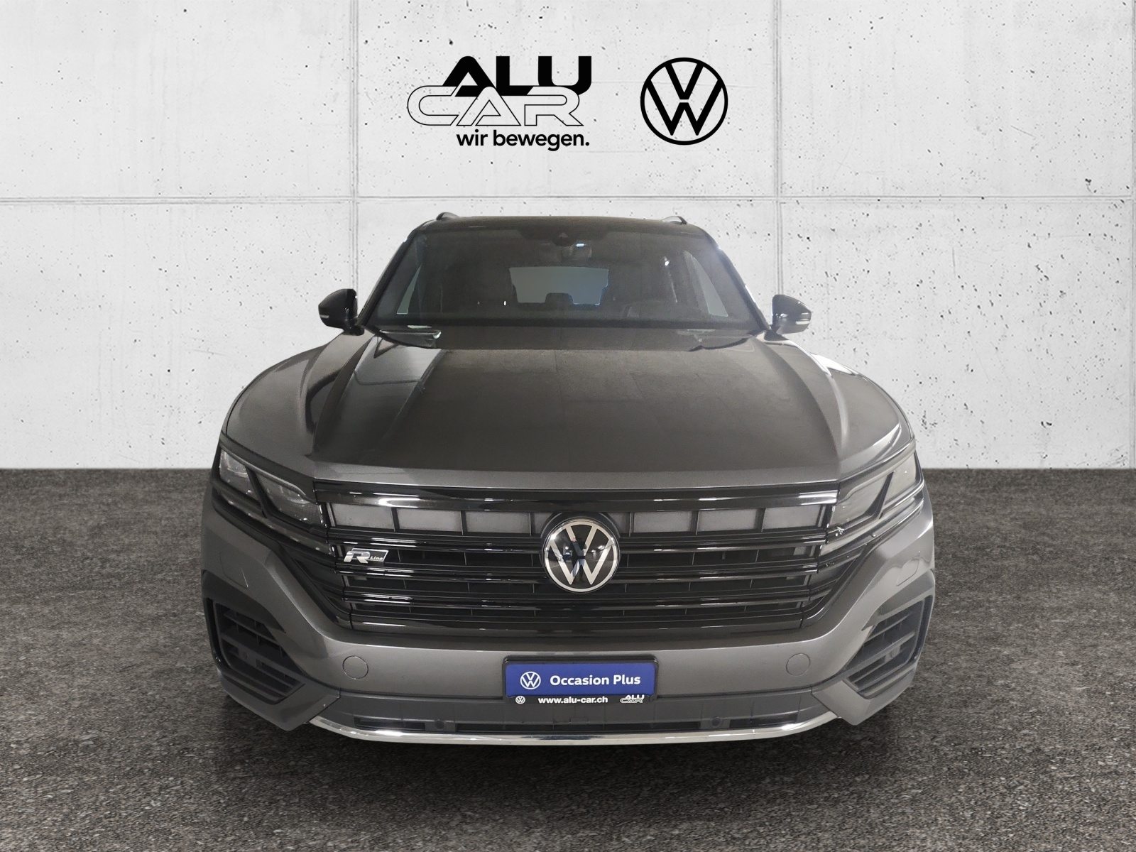 VW Touareg R-Line, Benzin, Occasion / Gebraucht, Automatik - 7