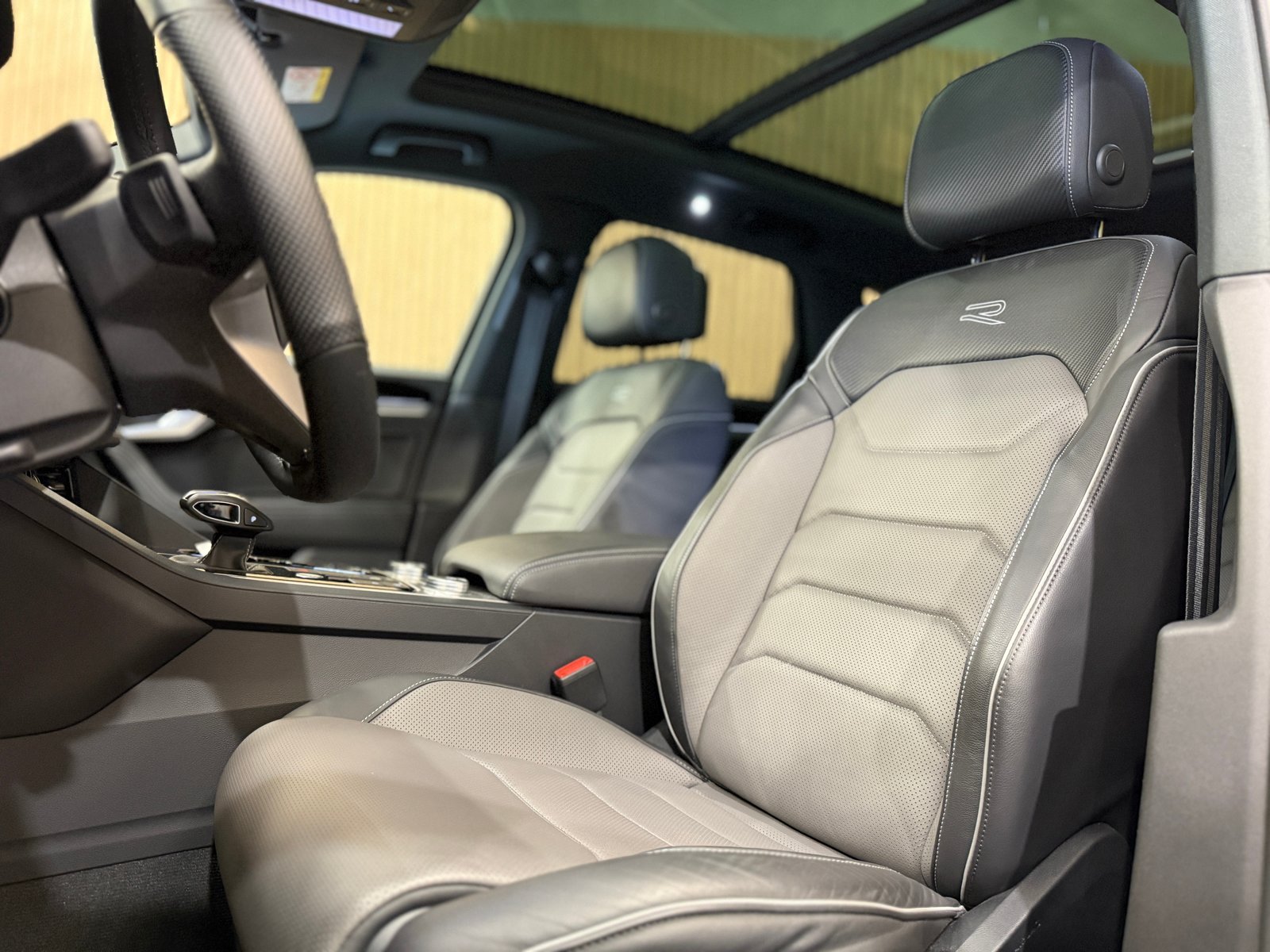 VW Touareg 3.0 TDI R Line Tiptronic, Diesel, Occasioni / Usate, Automatico - 7