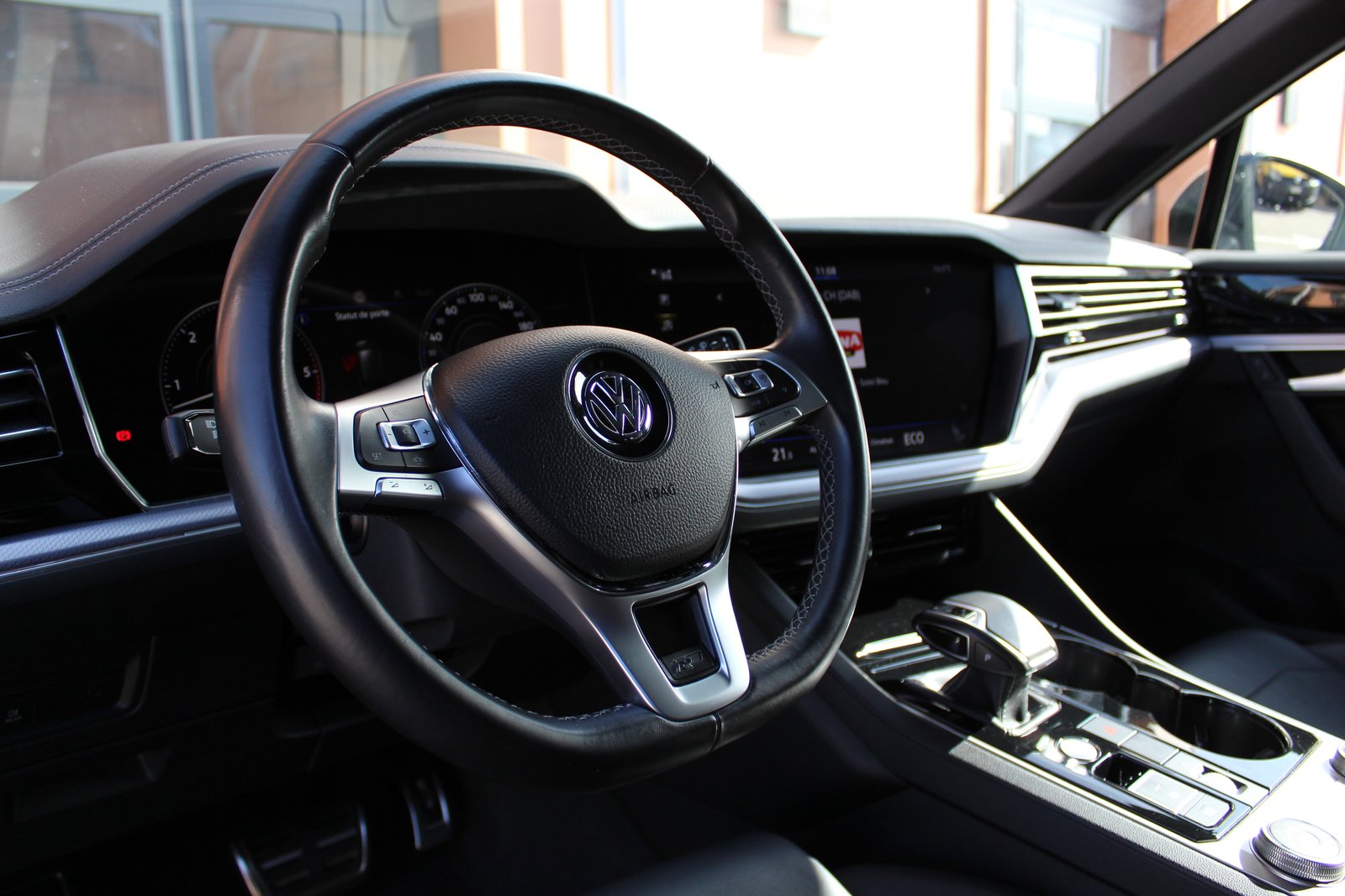 VW Touareg 3.0 TDI R Line Tiptronic - "Pack R-Line Int/Ext * At, Diesel, Occasion / Utilisé, Automatique - 7