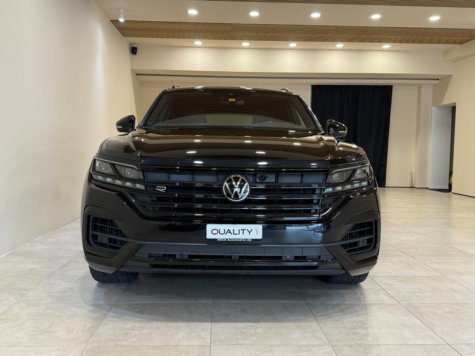 VW Touareg 3.0 TSI eHybrid R Tiptronic, Hybride Rechargeable Essence/Électricité, Occasion / Utilisé, Automatique - 4