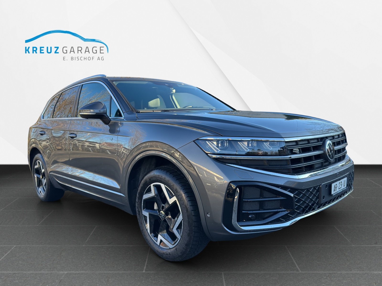 VW Touareg 3.0 TDI R-Line Tiptronic, Diesel, Occasion / Gebraucht, Automatik - 3