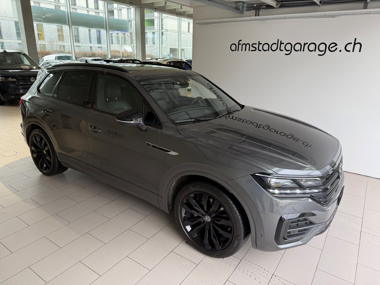 VW Touareg R-Line Limited, Diesel, Occasion / Utilisé, Automatique - 2