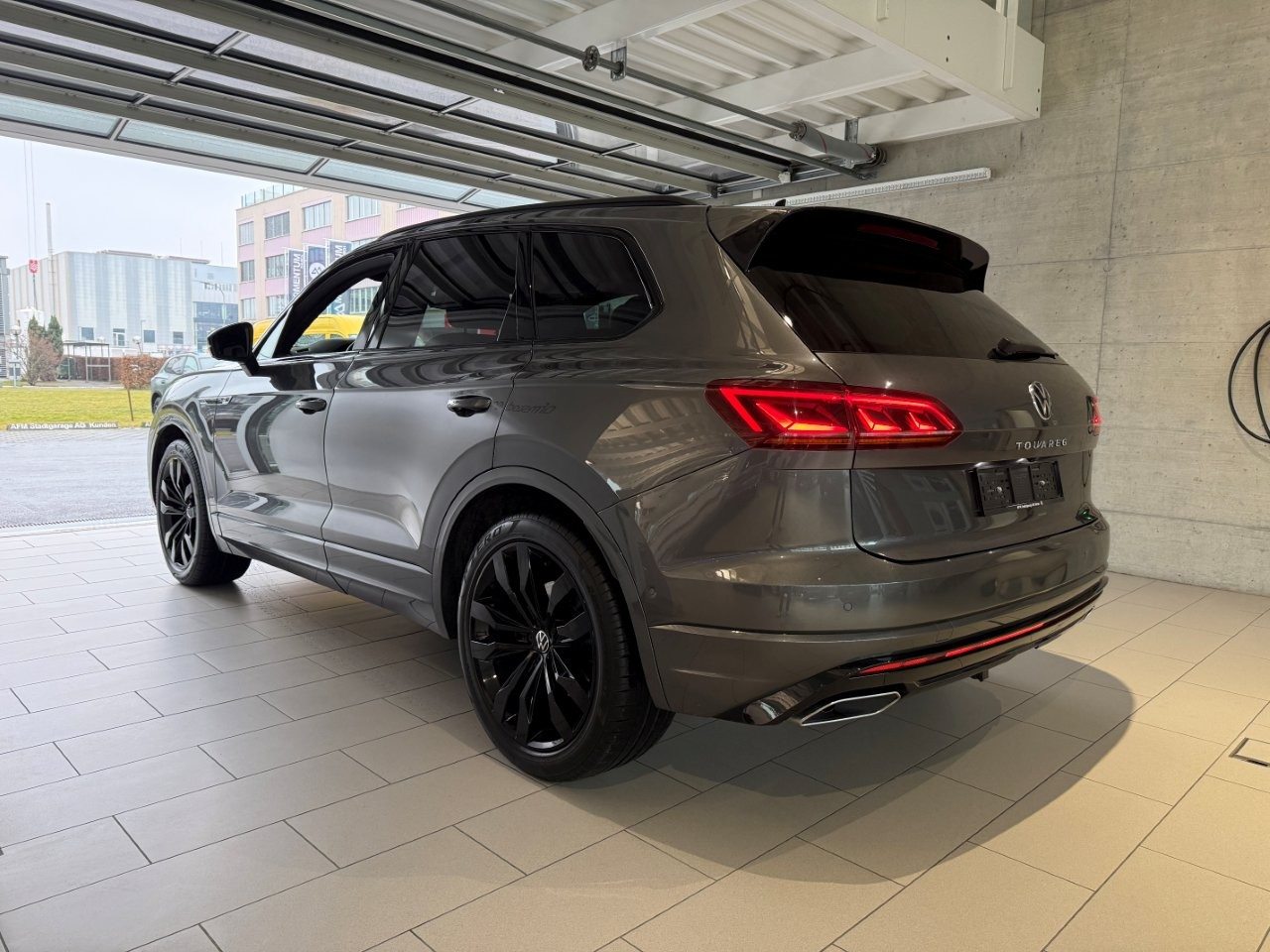 VW Touareg R-Line Limited, Diesel, Occasion / Utilisé, Automatique - 3