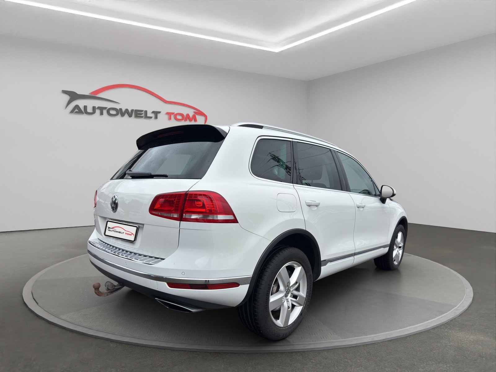 VW Touareg 3.0 TDI BlueMotion Technology Tiptronic AHK 3.5t, Diesel, Second hand / Used, Automatic - 5