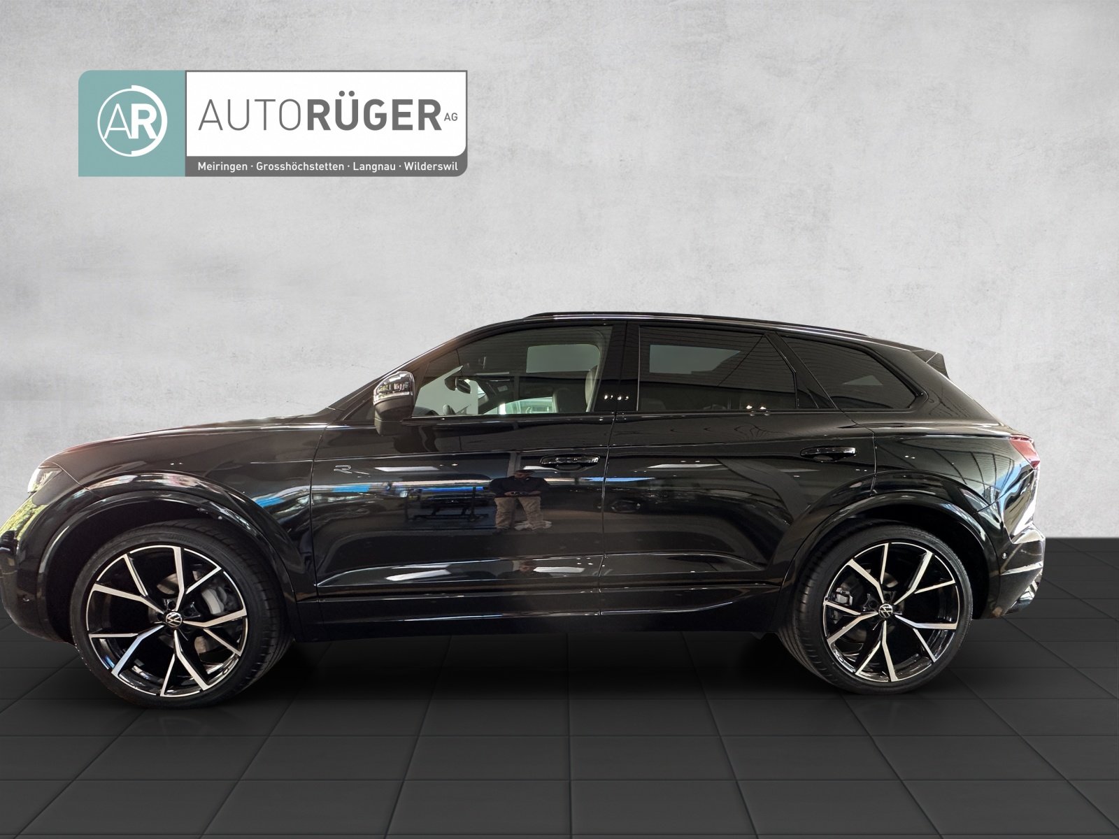 VW Touareg 3.0 TDI R-Line Tiptronic, Diesel, Occasioni / Usate, Automatico - 3