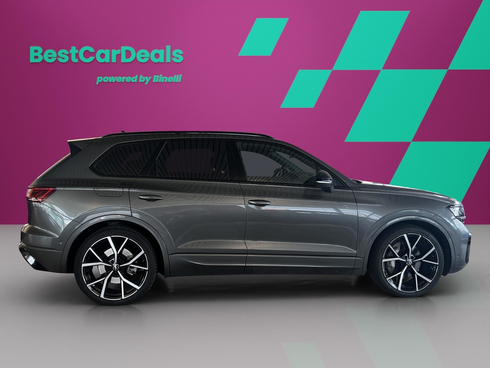 VW Touareg 3.0 V6 TSI R-Line, Petrol, Second hand / Used, Automatic - 2