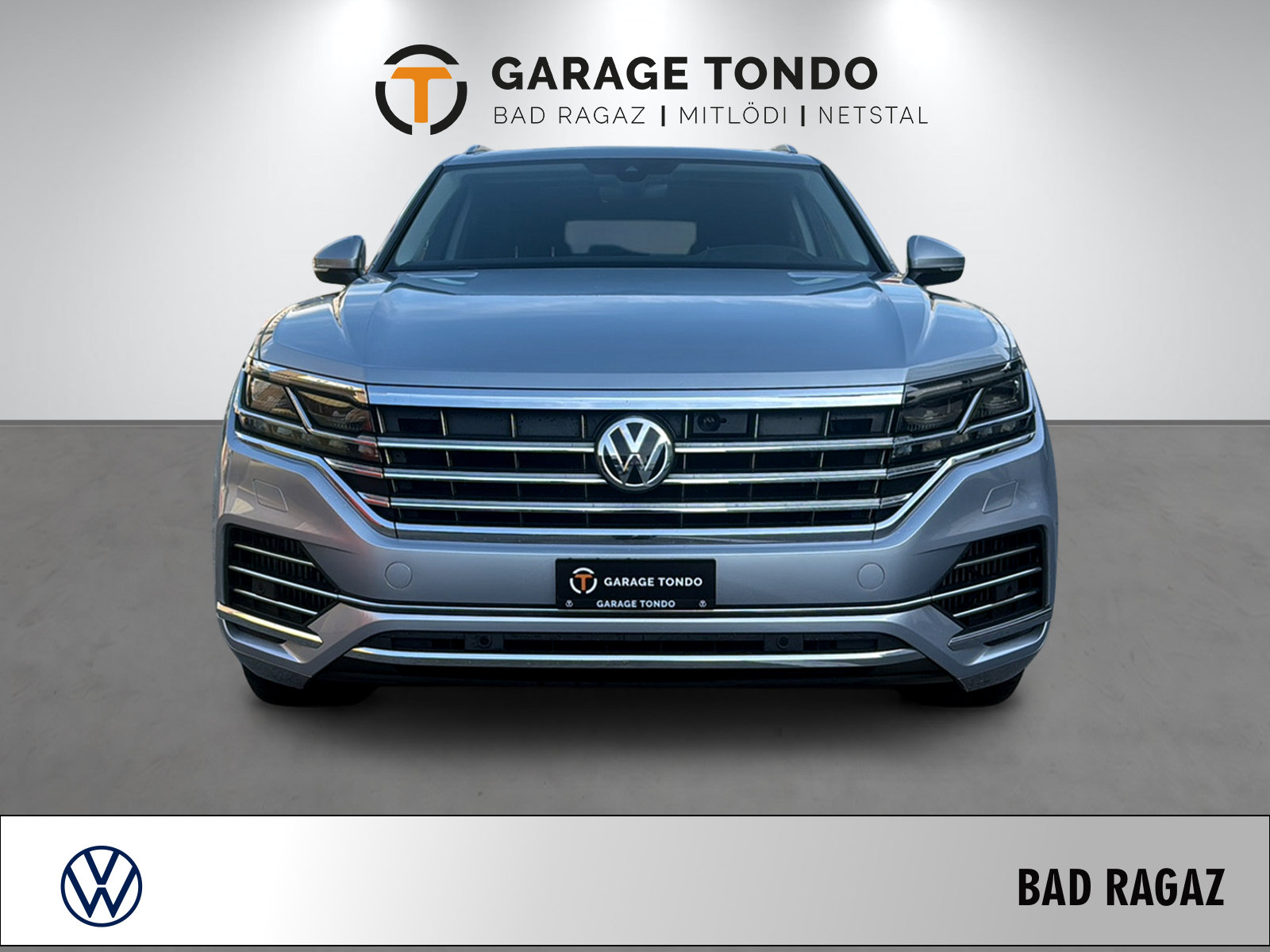 VW Touareg 3.0 V6 TSI Elegance, Petrol, Second hand / Used, Automatic - 2