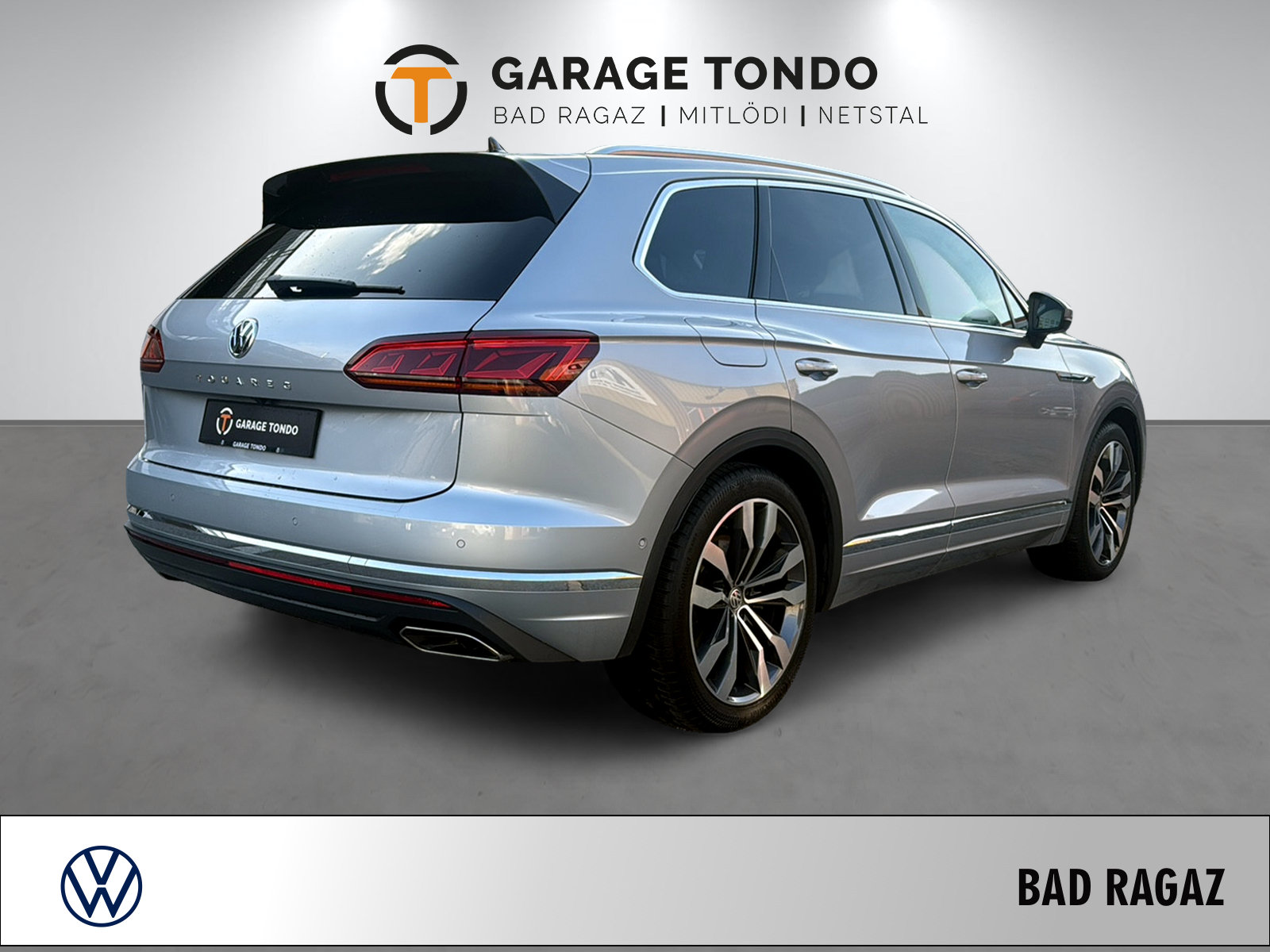 VW Touareg 3.0 V6 TSI Elegance, Petrol, Second hand / Used, Automatic - 4