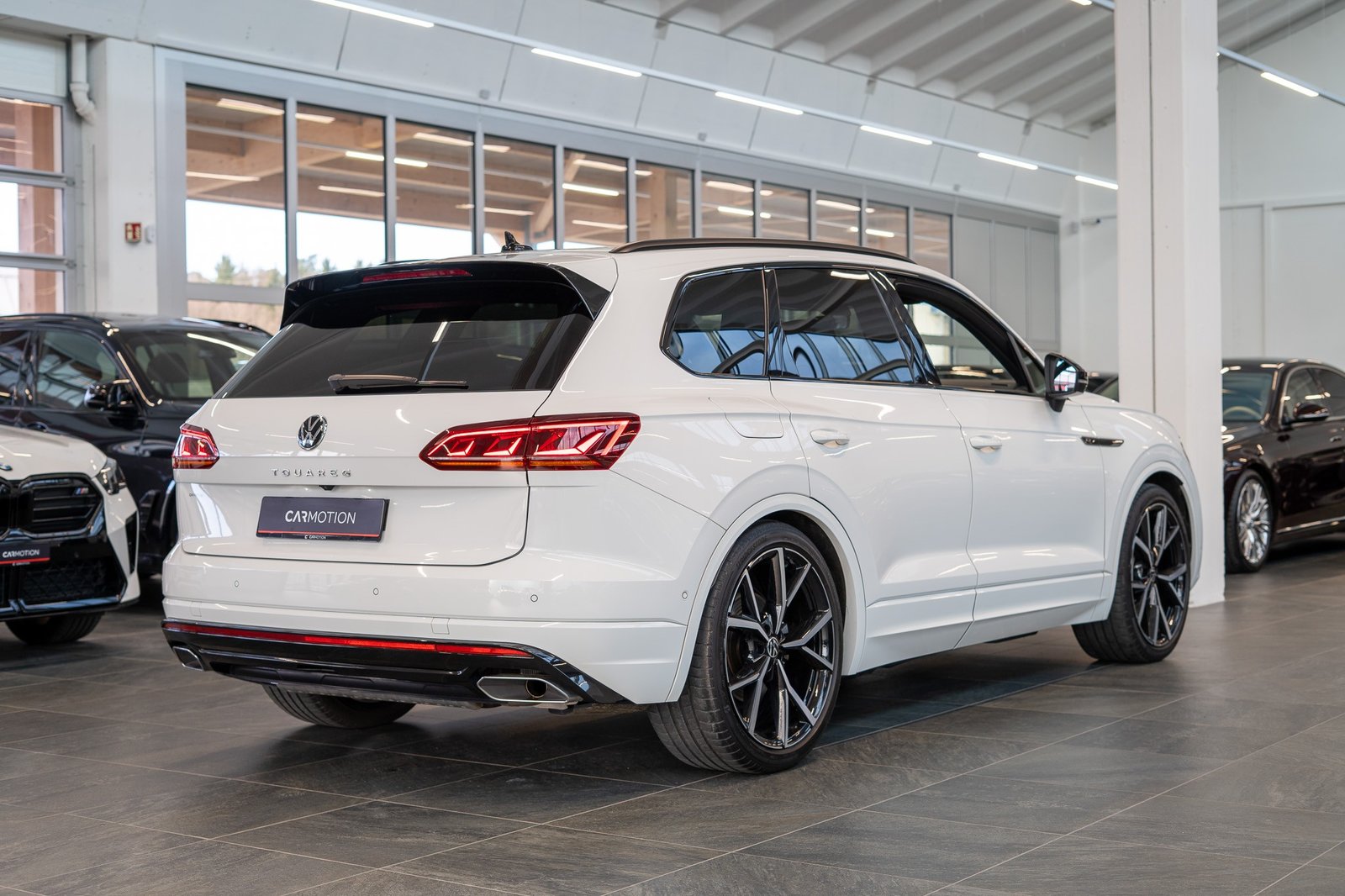 VW Touareg 3.0 V6 TDI R-Line / Rückfahrkamera / el.Sitze /, Diesel, Second hand / Used, Automatic - 4
