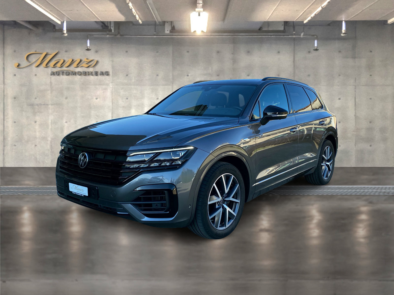 VW Touareg 3.0 TSI 340PS Black-Style R-Line 4x4 Tiptronic To