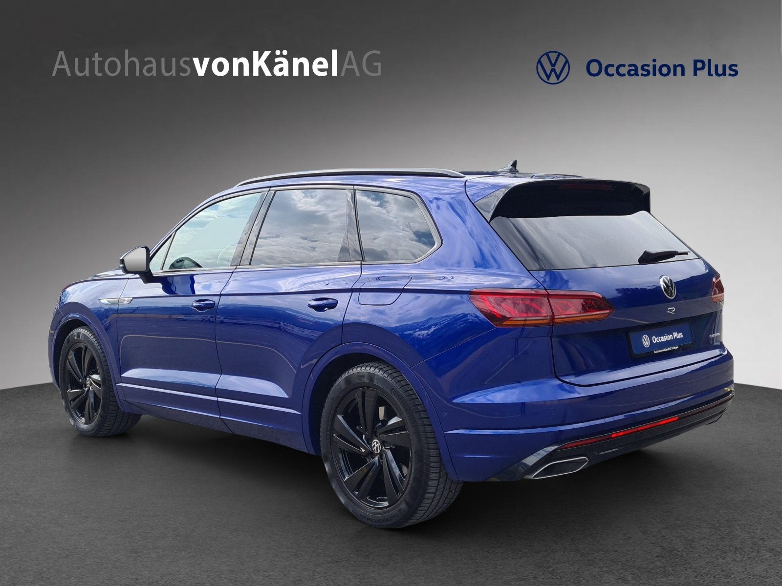 VW Touareg R, Full-Hybrid Petrol/Electric, Second hand / Used, Automatic - 3