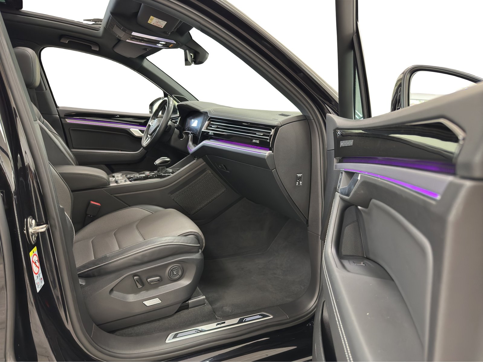 VW Touareg 3.0 TDI R Line Tiptronic, Diesel, Occasion / Gebraucht, Automatik - 7