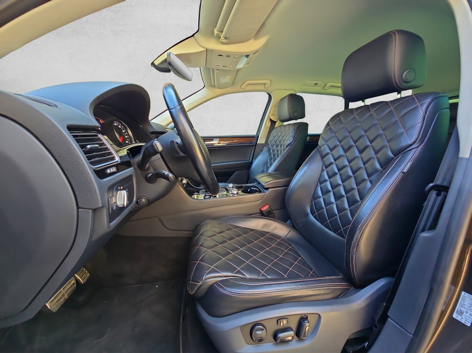 VW Touareg 3.0 TDI BMT Exclusiv Edition Tiptronic, Diesel, Occasion / Gebraucht, Automatik - 7