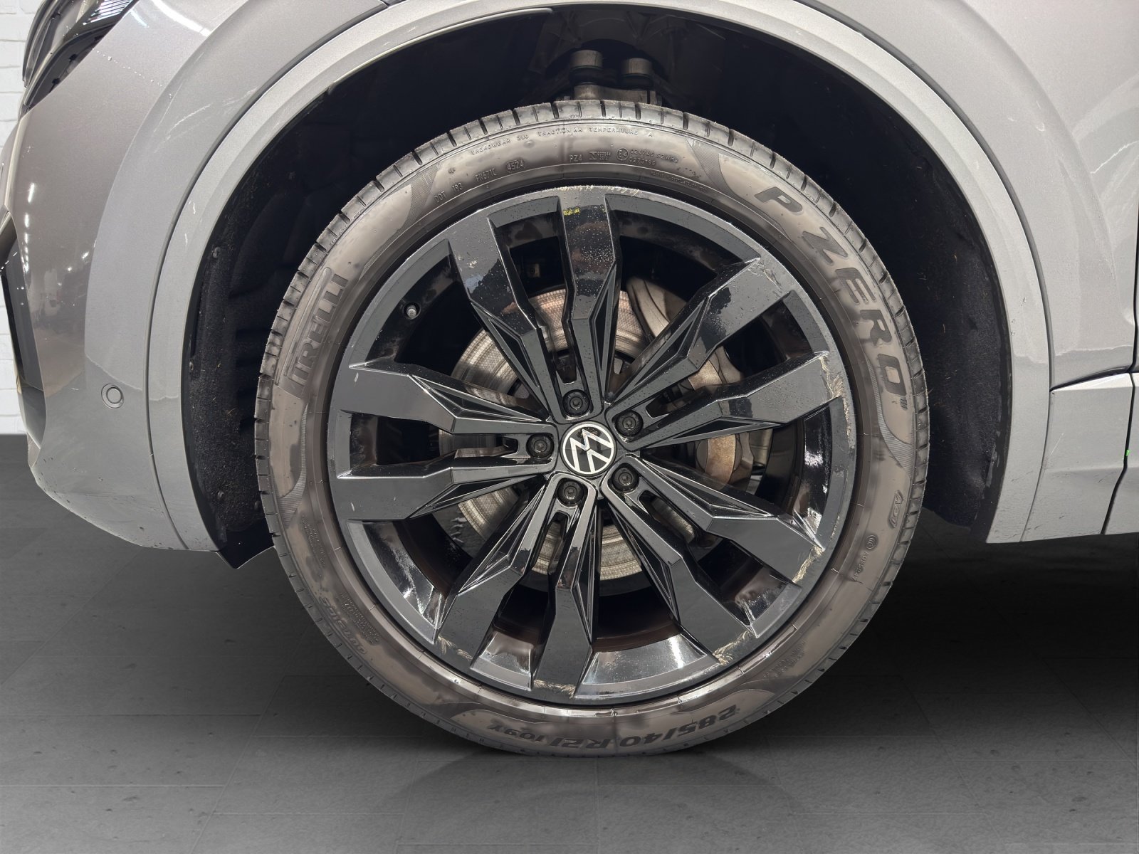 VW Touareg 3.0 V6 TSI R-Line, Essence, Occasion / Utilisé, Automatique - 6