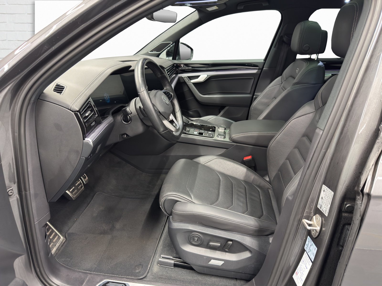 VW Touareg 3.0 V6 TSI R-Line, Essence, Occasion / Utilisé, Automatique - 7