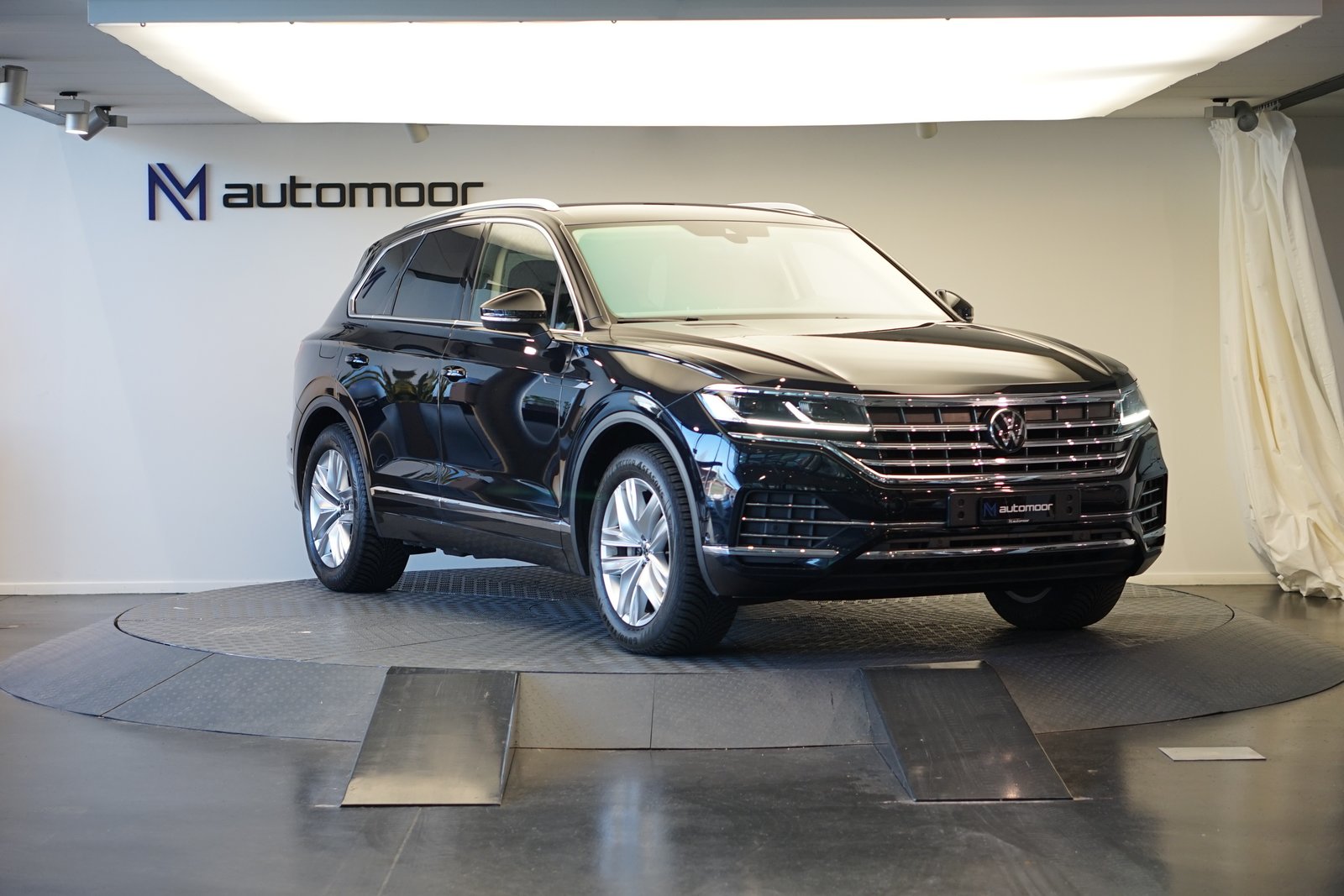 VW Touareg 3.0 TDI Atmosphere Tiptronic, Diesel, Occasion / Utilisé, Automatique - 3