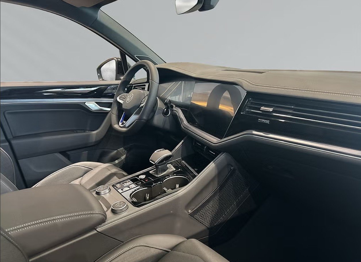 VW Touareg 3.0 TSI eHybrid R Tiptronic, Hybride Rechargeable Essence/Électricité, Occasion / Utilisé, Automatique - 5
